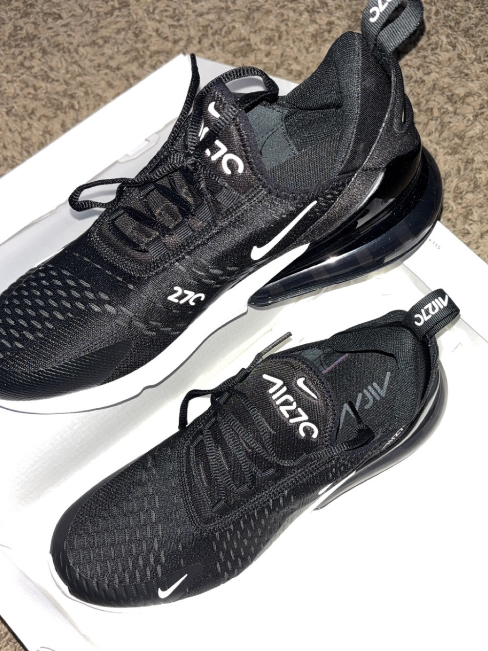 Brand New Nike Air Max 270 Women’s Black and White Running Sneakers